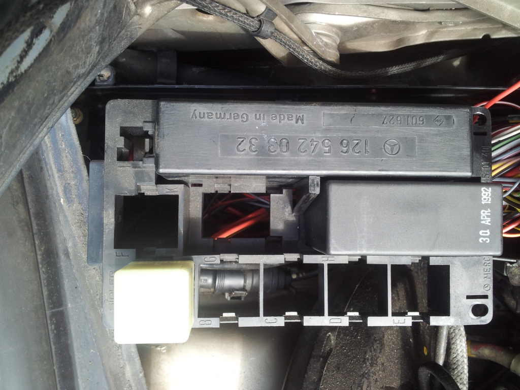 Shock! Your Mercedes S Class Fuse Box Isn'T Where You Think! - 0apqprv