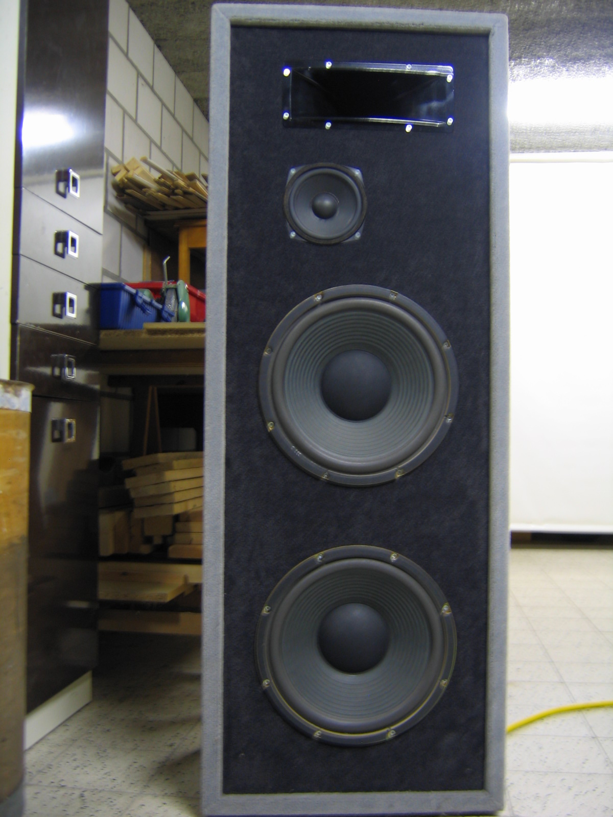 18'' Woofer Forum Circuits Online