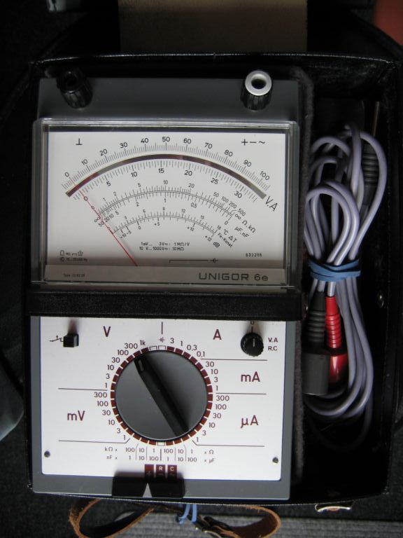 VOMS: Analog Volt-Ohm Meters: how to choose & Use a VOM to Detect