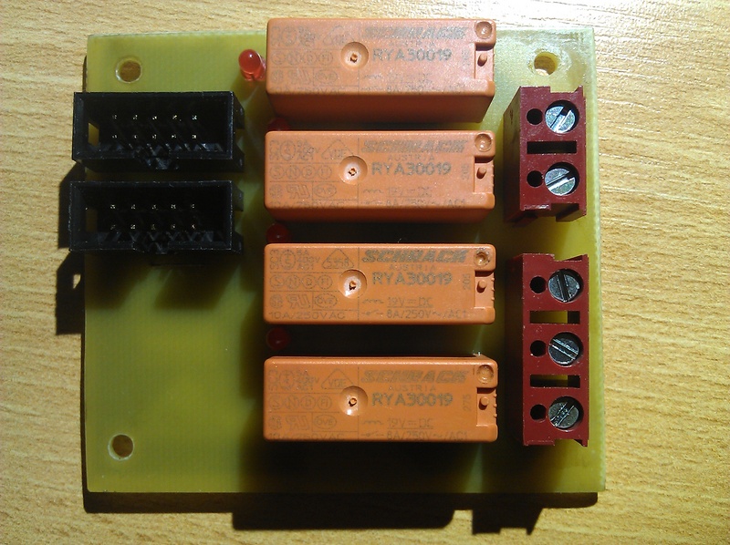 http://www.uploadarchief.net/files/download/2013-01-04%2020.29.50.jpg
