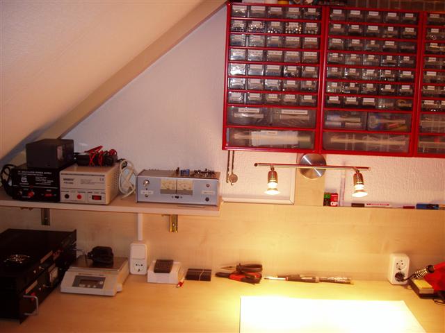 http://www.uploadarchief.net/files/download/P1043090%20%28Small%29.JPG