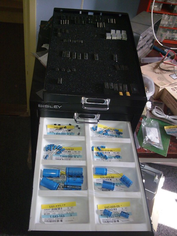 http://www.uploadarchief.net/files/download/afb0062.jpg
