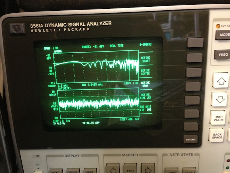 http://www.uploadarchief.net/files/download/agilent%203522b%20noise%20source%201hz%20span.jpg