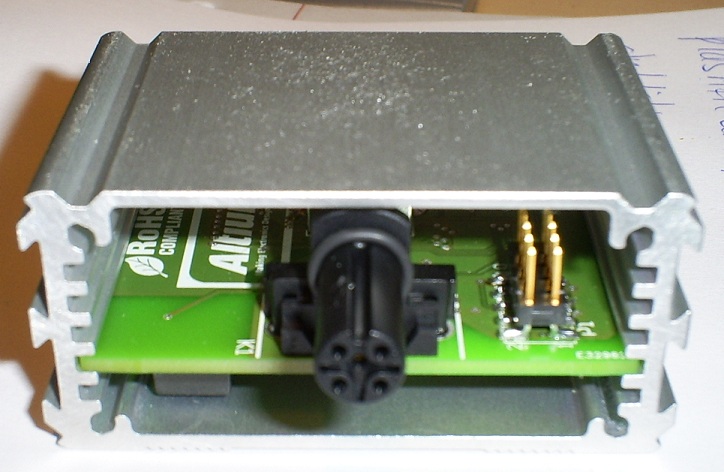 http://www.uploadarchief.net/files/download/behuizing.jpg