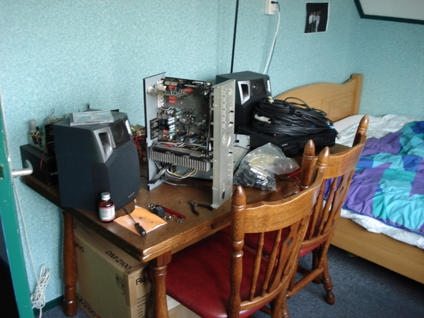 http://www.uploadarchief.net/files/download/dsc02026.jpg
