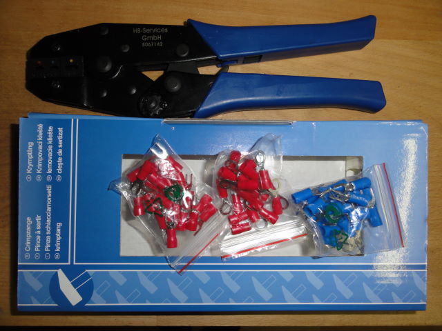 http://www.uploadarchief.net/files/download/dsc04120_cleaned.jpg
