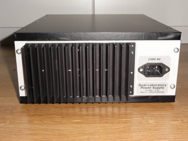 http://www.uploadarchief.net/files/download/dsc06288_cleaned.jpg