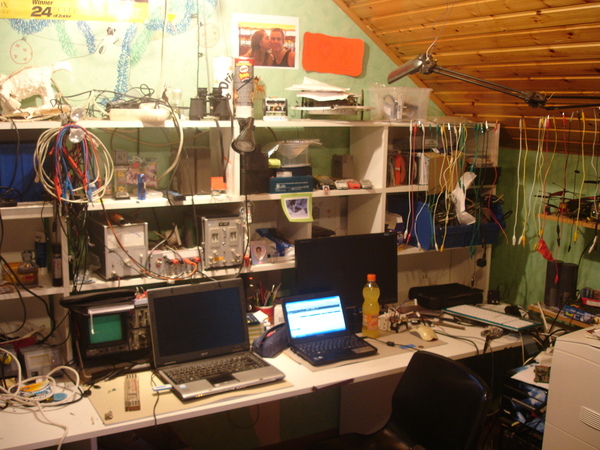 http://www.uploadarchief.net/files/download/dsc06673.jpg