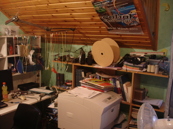 http://www.uploadarchief.net/files/download/dsc06674.jpg