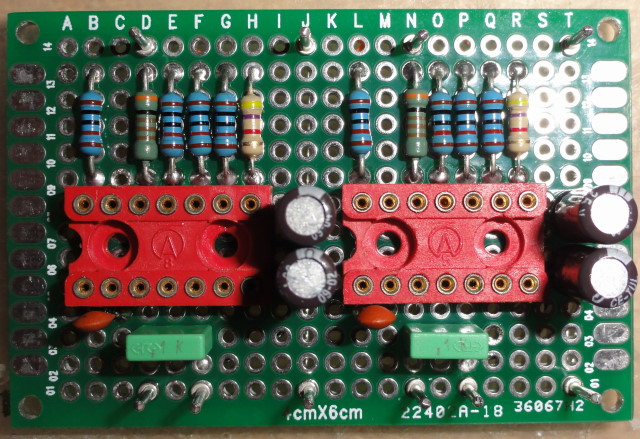 http://www.uploadarchief.net/files/download/dsc08552%20(1)_cleaned.jpg