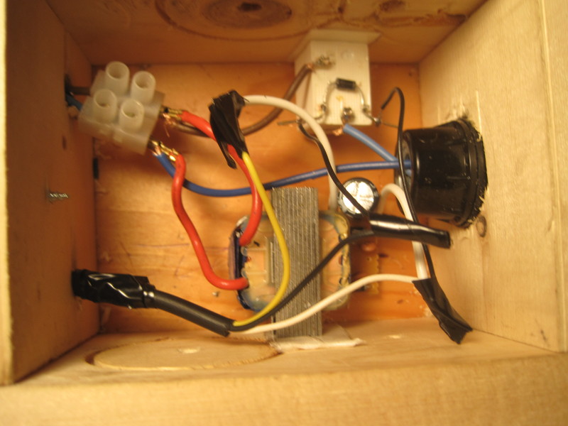 http://www.uploadarchief.net/files/download/ir%20cotroled%20gloeilamp%20zoom.jpg