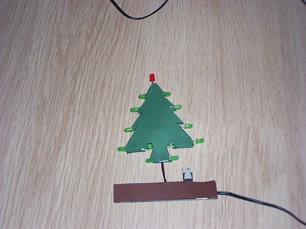 http://www.uploadarchief.net/files/download/kerstboom_1.jpg