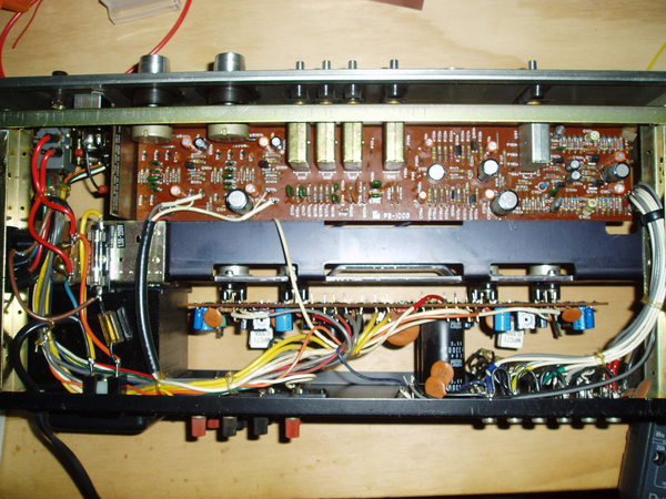 http://www.uploadarchief.net/files/download/luxman%20l31-2.jpg