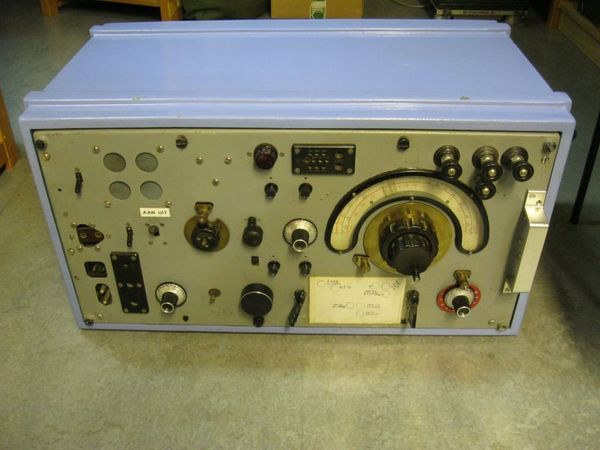 http://www.uploadarchief.net/files/download/r107-blue.jpg