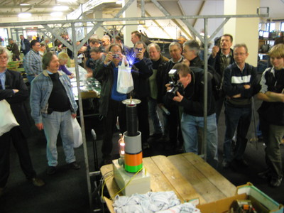 http://www.uploadarchief.net/files/download/resized/rosmalen09%20-%20003.jpg