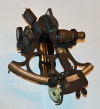 http://www.uploadarchief.net/files/download/resized/sextant1.jpg