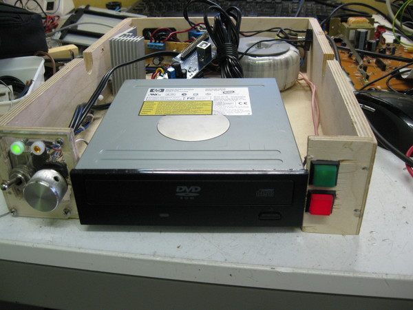http://www.uploadarchief.net/files/download/trafootjes%20001.jpg