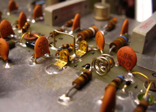 http://www.uploadarchief.net/files/download/tunneldiode_tumb.jpg